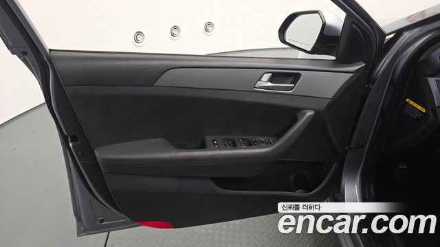 Hyundai Sonata 2016 — photo 14