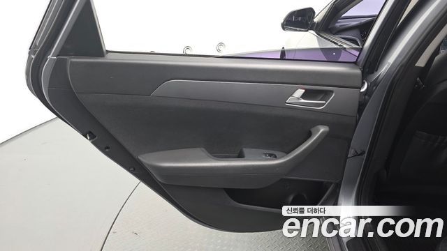 Hyundai Sonata 2016 — photo 15