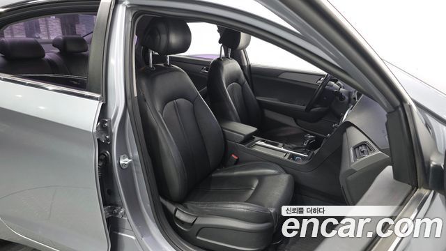 Hyundai Sonata 2016 — photo 16