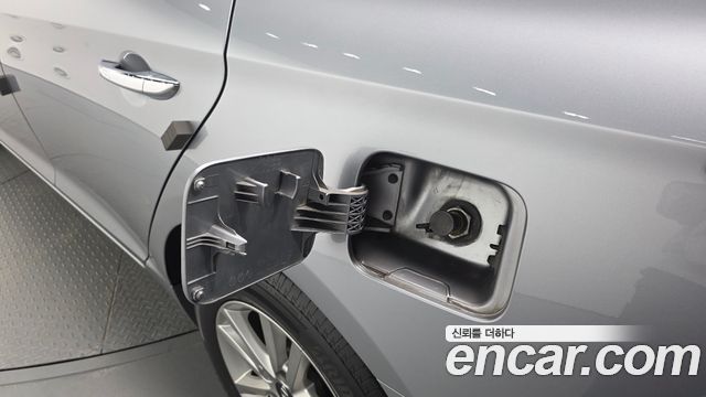 Hyundai Sonata 2016 — photo 28
