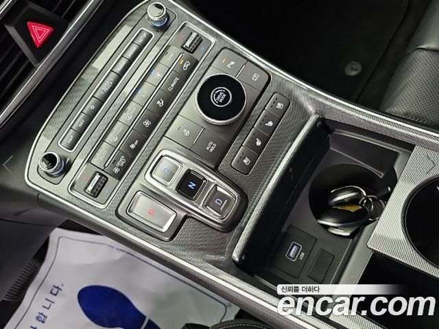 Hyundai Santafe 2022 — photo 8