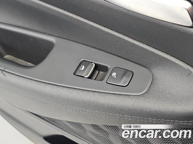 Hyundai Santafe 2022 — photo 14