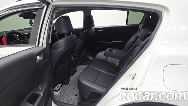 Kia Sportage 2021 — photo 18