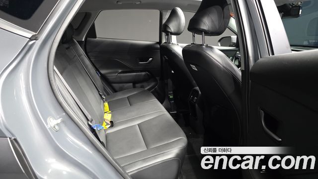 Hyundai Kona 2025 — photo 18