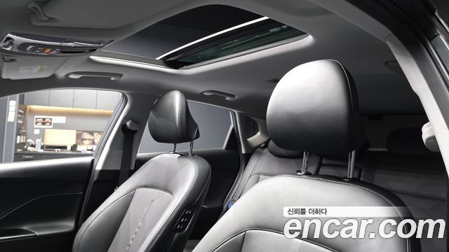 Hyundai Kona 2025 — photo 24