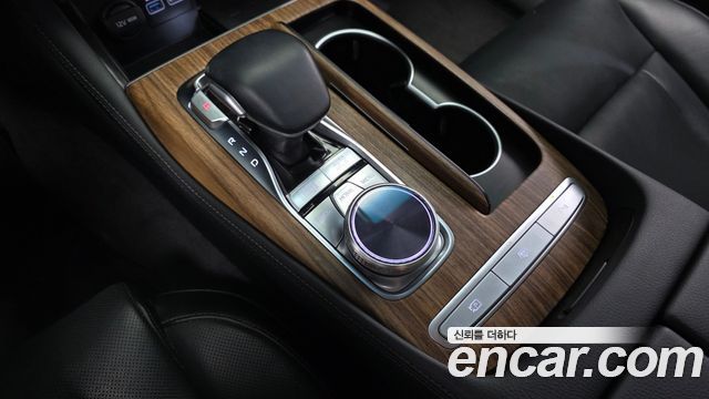 Kia K9 2022 — photo 12