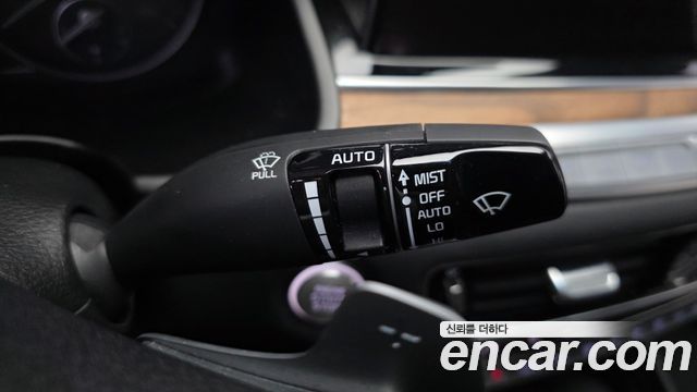 Kia K9 2022 — photo 25