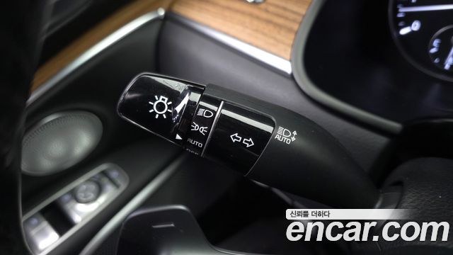 Kia K9 2022 — photo 26