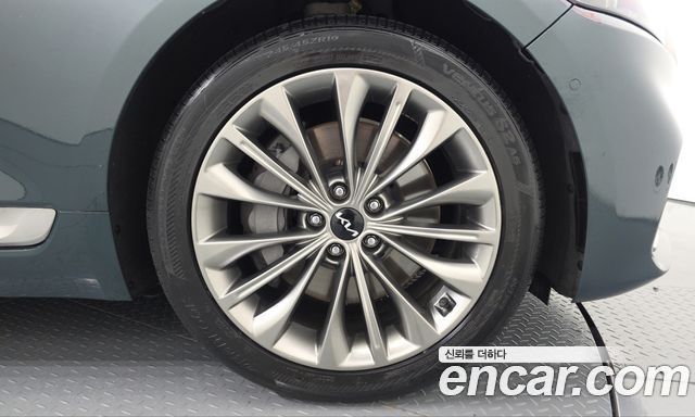 Kia K9 2022 — photo 7