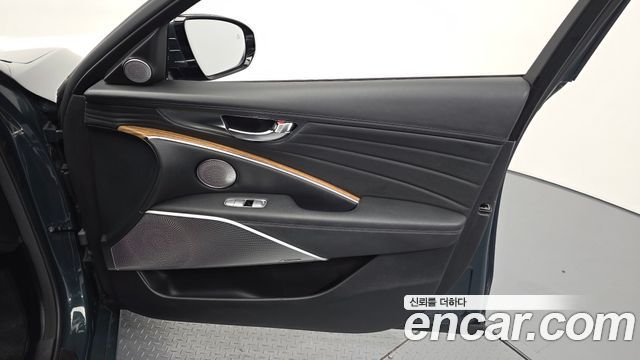 Kia K9 2022 — photo 14