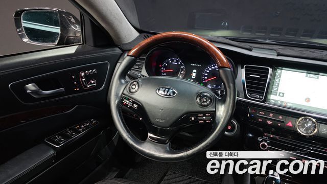 Kia K9 2016 — photo 12