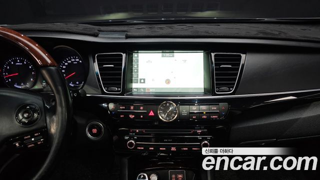 Kia K9 2016 — photo 13