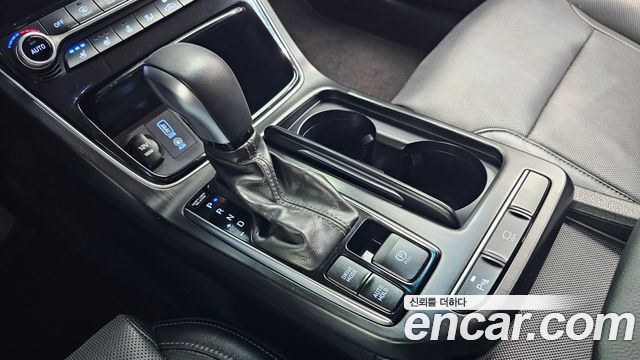 Hyundai Grandeur 2018 — photo 12