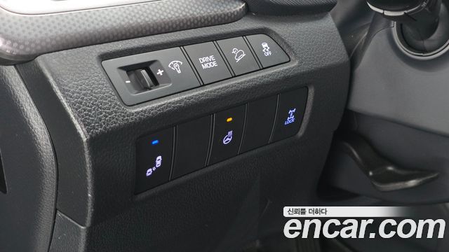 Hyundai Maxcruz 2017 — photo 27