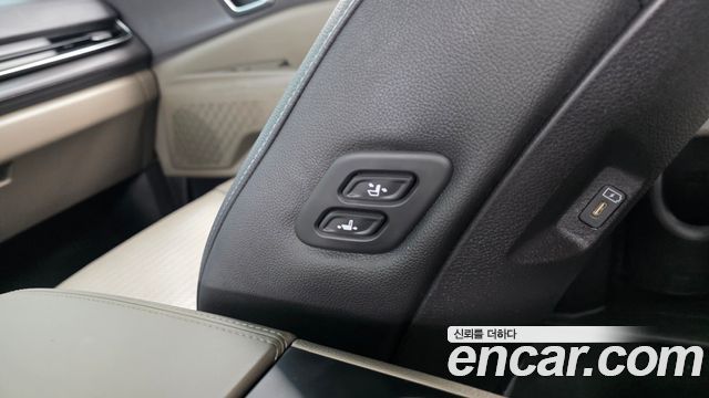 Kia Canival 2024 — photo 34