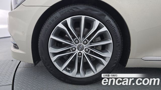 Hyundai Genesis 2015 — photo 5