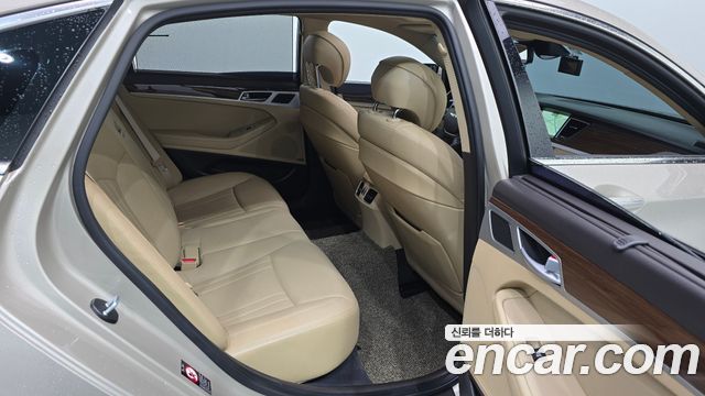 Hyundai Genesis 2015 — photo 17