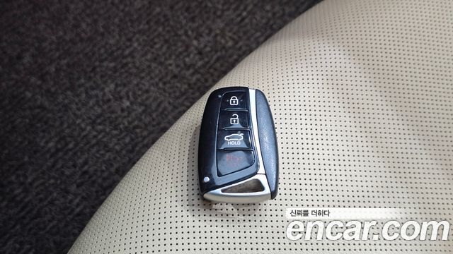 Hyundai Genesis 2015 — photo 23