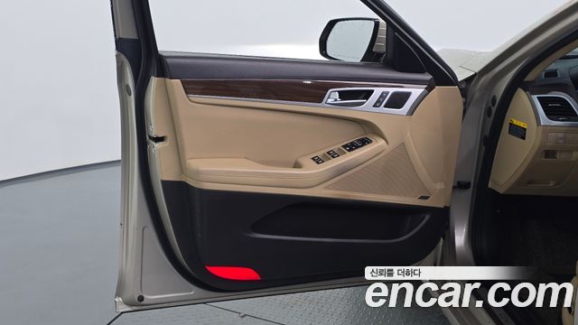 Hyundai Genesis 2015 — photo 14