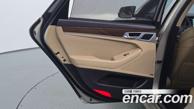 Hyundai Genesis 2015 — photo 15