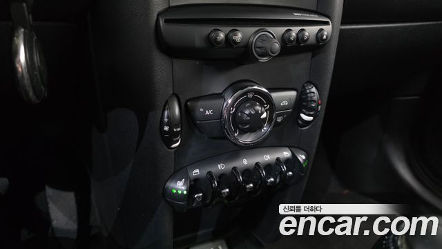 Mini Cooper 2013 — photo 19