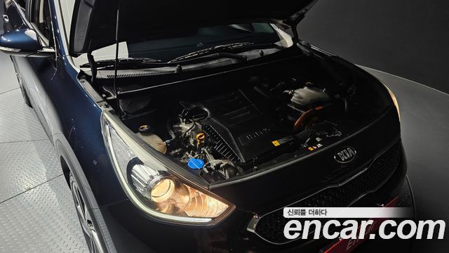 Kia Niro 2017 — photo 6