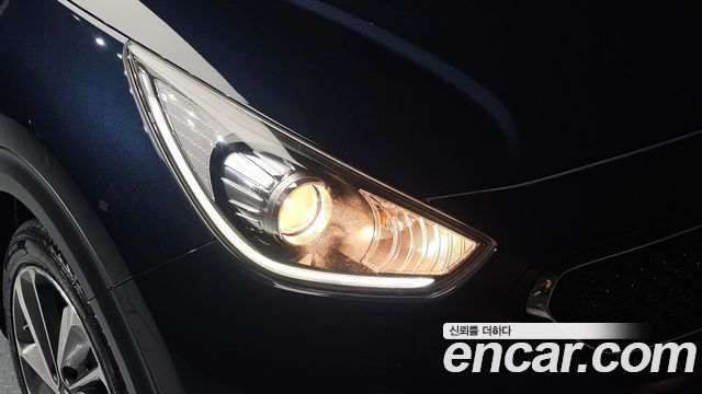 Kia Niro 2017 — photo 8