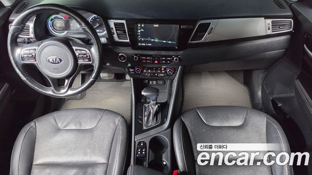 Kia Niro 2017 — photo 7