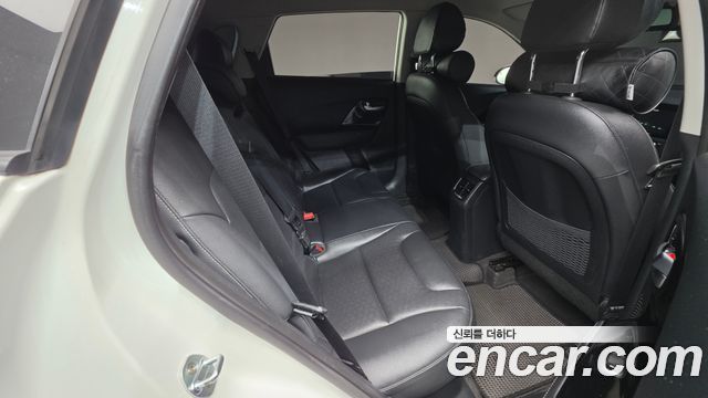 Kia Niro 2017 — photo 19