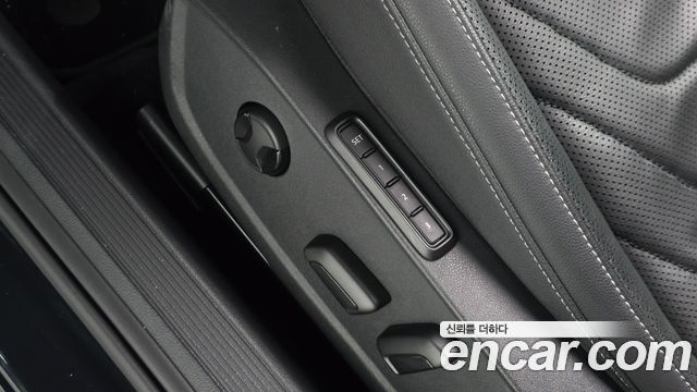 Volkswagen Jetta 2021 — photo 24