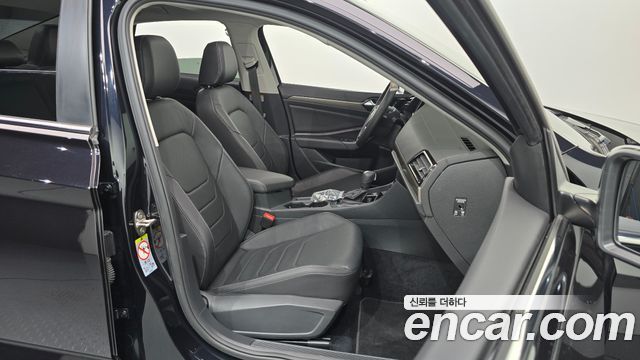 Volkswagen Jetta 2021 — photo 16