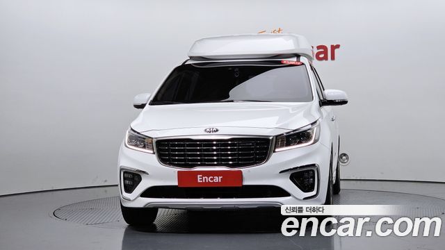 Kia Canival 2019 — photo 3