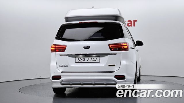 Kia Canival 2019 — photo 4