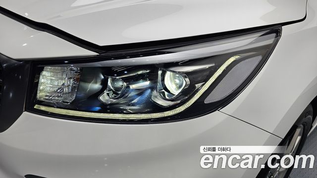 Kia Canival 2019 — photo 8