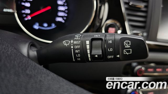 Kia Canival 2019 — photo 28