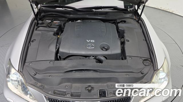 Lexus IS 2008 — photo 6