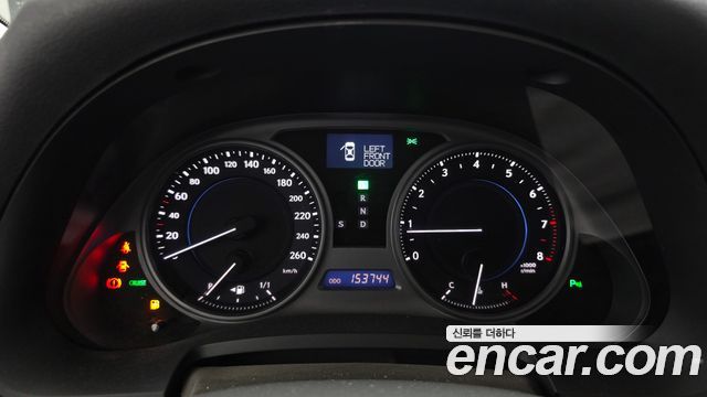 Lexus IS 2008 — photo 8