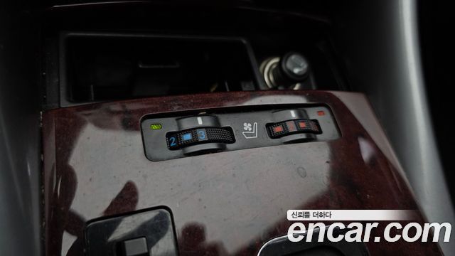 Lexus IS 2008 — photo 17