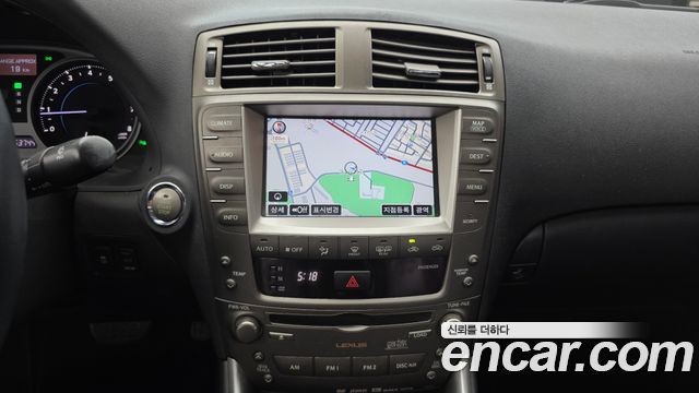 Lexus IS 2008 — photo 19
