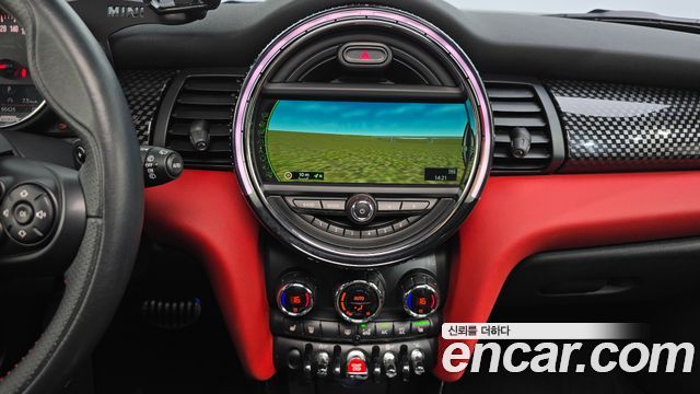 Mini Cooper 2016 — photo 13