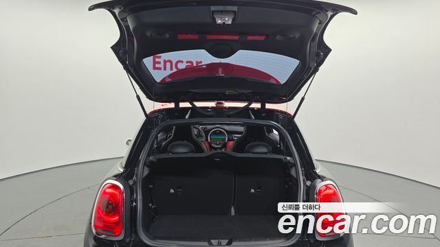 Mini Cooper 2016 — photo 17