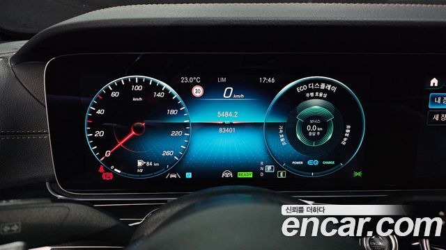 Mercedes-Benz E-Class 2021 — photo 11