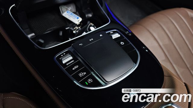 Mercedes-Benz E-Class 2021 — photo 33