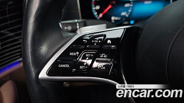 Mercedes-Benz E-Class 2021 — photo 35