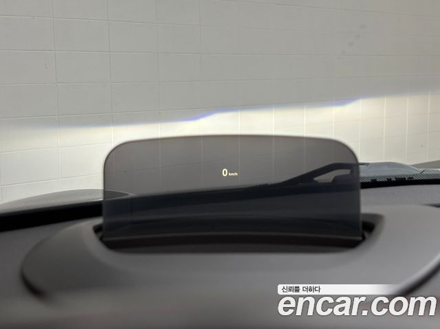 Mini Cooper Convertible 2019 — photo 16
