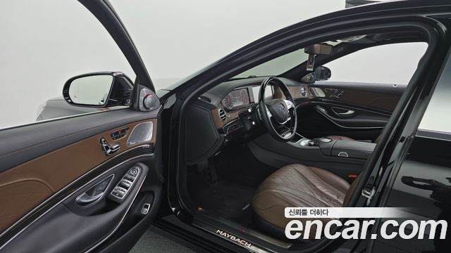 Mercedes-Benz S-Class 2017 — photo 10