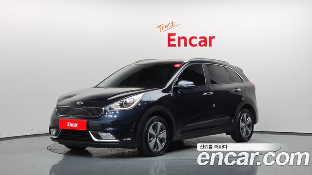 Kia Niro 2017 — photo 1
