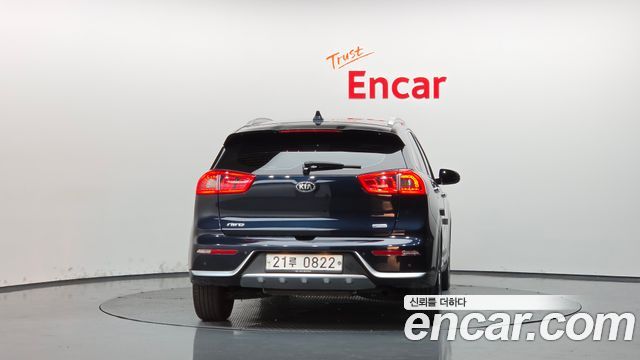 Kia Niro 2017 — photo 4
