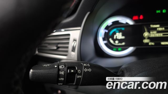 Kia Niro 2017 — photo 26