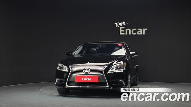 Lexus LS 2016 — photo 3